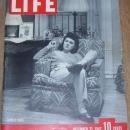 Life Magazine December 21, 1942 Lonely Wife on cover/War Poster Campaign