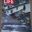 Life Magazine, April 10, 1964 Alaksa Earthquake/Sophia Loren/Ernest Hemingway
