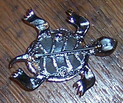 Vintage Silver Tone Turtle with Green Rhinestone Eyes Pin