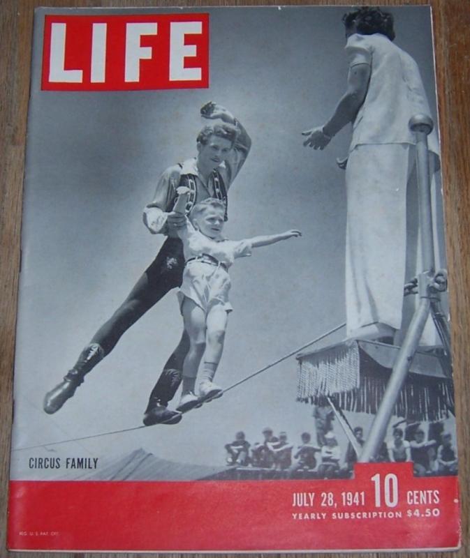 Life Magazine July 28, 1941 Circus Family on cover/Dimaggio/San Diego/DeGaulle