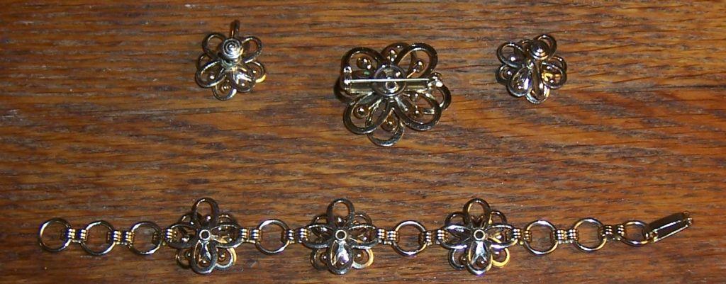 Vintage Gold Tone and Blue Rhinestone Three Piece Set Pin/Bracelet/Earrings
