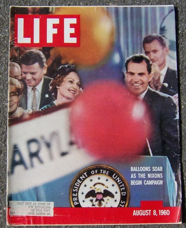 Life Magazine August 8, 1960 Nixons Begin Campaign on cover/Gina Lollabrigida