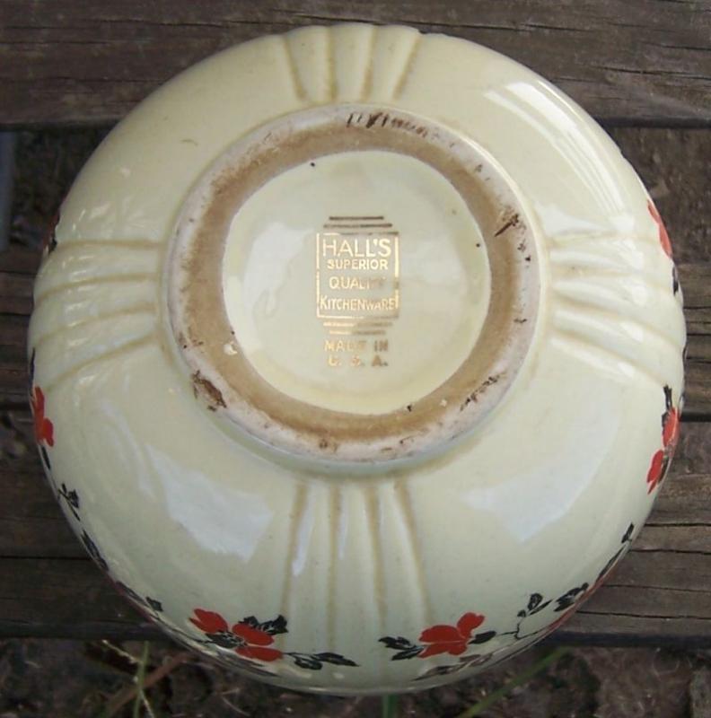 Vintage Hall China Red Poppy Medium Size Mixing Bowl