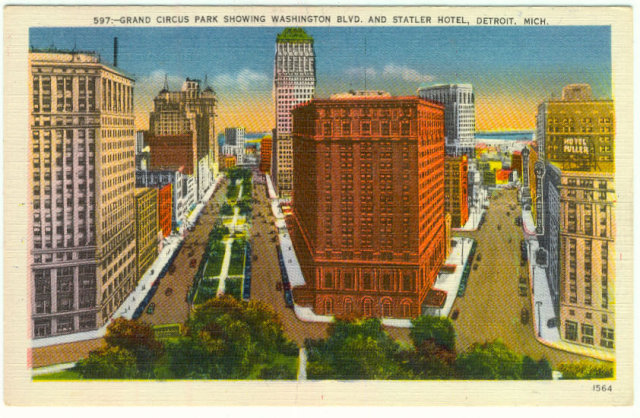 Postcard of Grand Circus Park, Detroit, Michigan