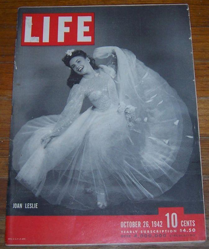 Life Magazine October 26, 1942 Joan Leslie/Solomon Islands/Tanks/Football/Brazil