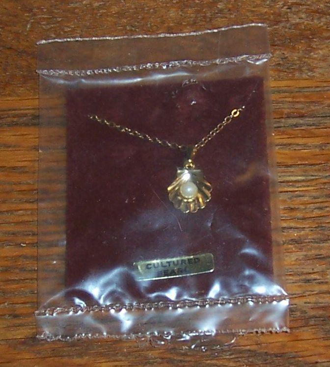 Vintage Cultured Pearl in an Open Shell Necklace Still in Package