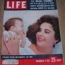 Life Magazine November 4, 1957 Elizabeth Taylor and Daughter Liza Todd on cover