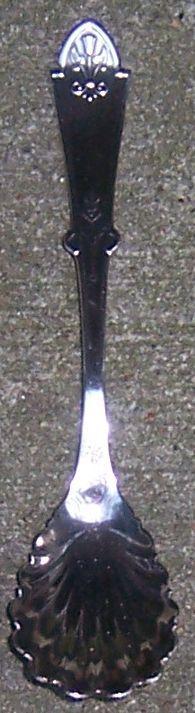 Vintage Reed and Barton Sterling Silver Sugar Shell Spoon