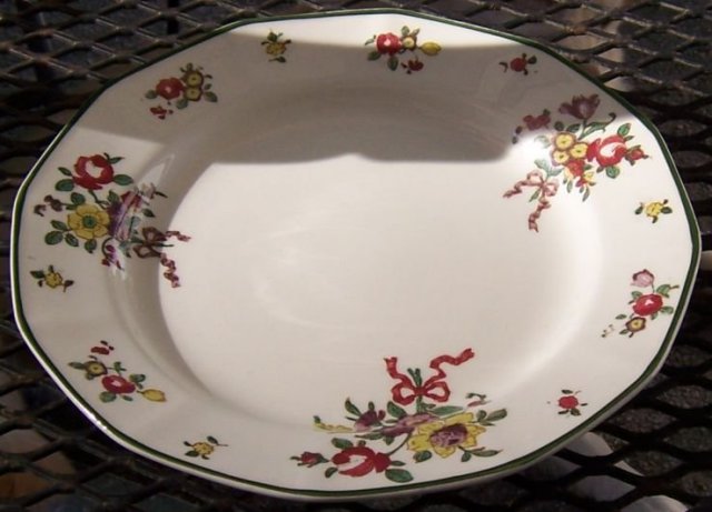 Royal Doulton Old Leeds Spray Luncheon Plate