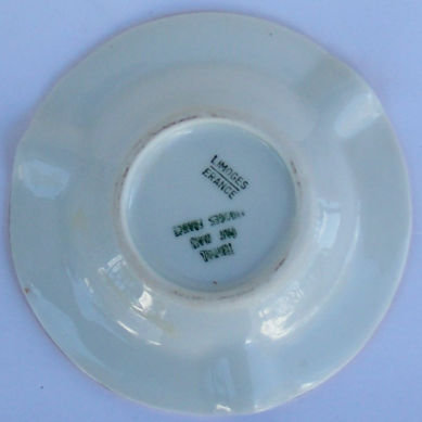 Limoges Ashtray with Orleans in Center and Gold Trim