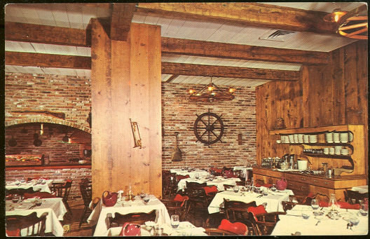 Postcard of Bell Tavern Hotel, Claridge, Memphis, Tennessee