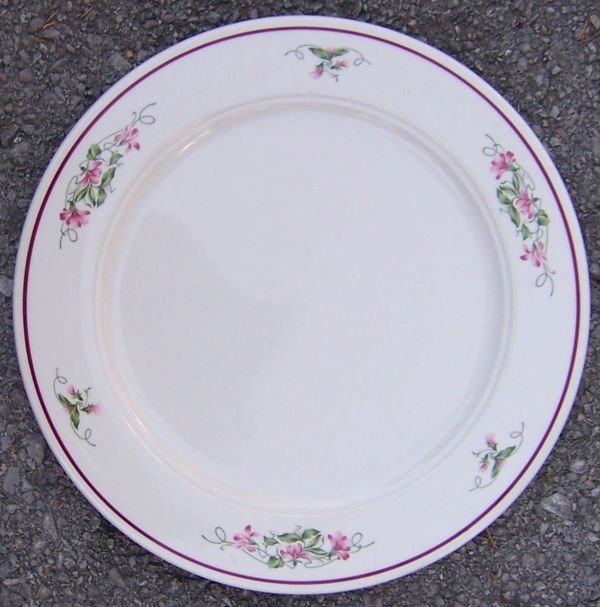 Homer Laughlin Seville Dinner Plate French Violets