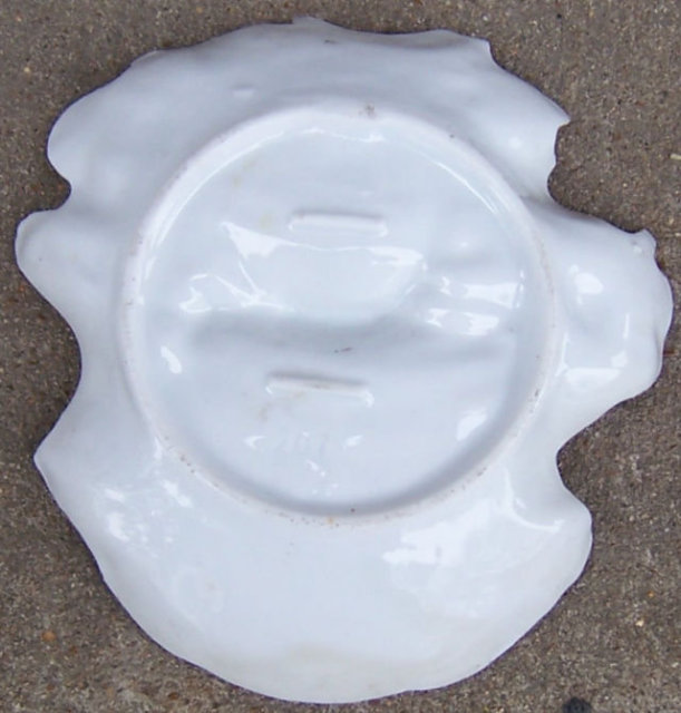 Vintage Ashtray with Gold Glaze and Colonial Decal