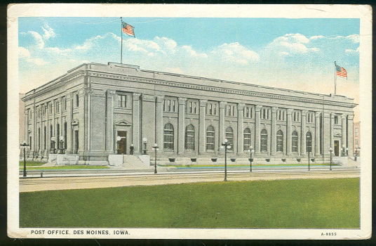 Postcard of Post Office, Des Moines, Iowa