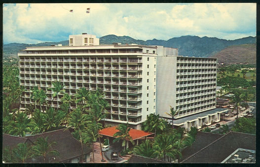 Postcard of Princess Kaiulani Hotel, Waikiki Beach, Hawaii