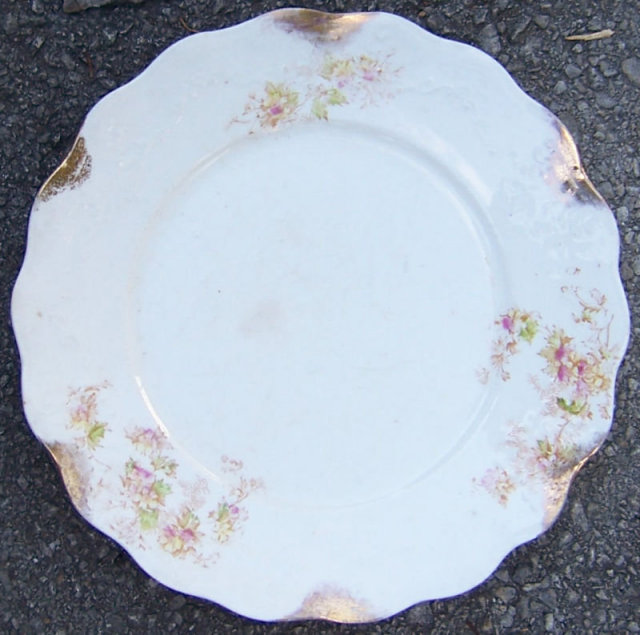 East Liverpool Potteries Dinner Plate w/ Pink Flowers