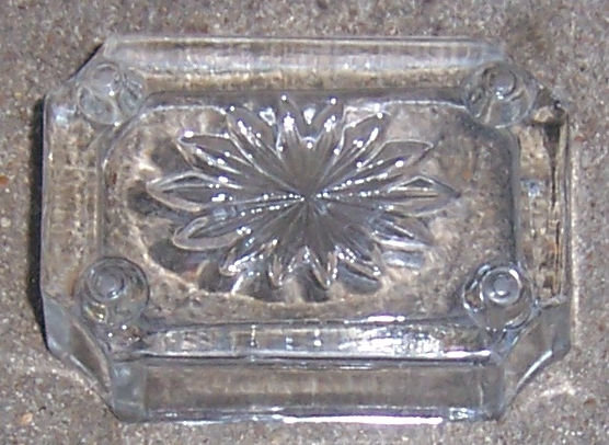 Square Master Salt with Star Burst in Bottom and Feet