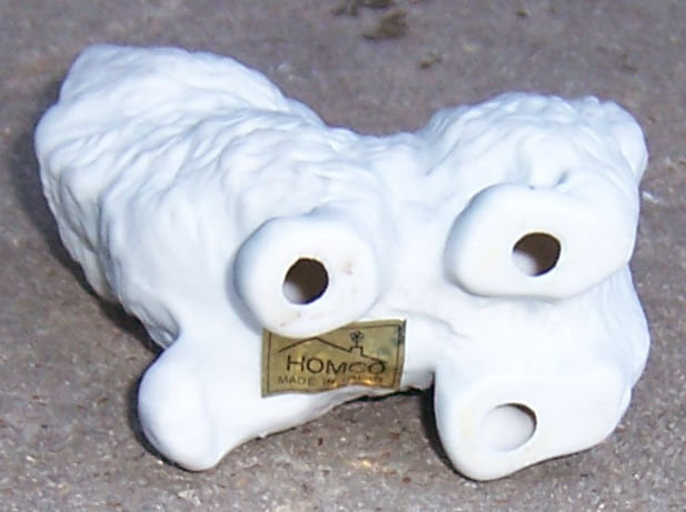 HOMCO Japan White Fluffy China Cat With Blue Eyes