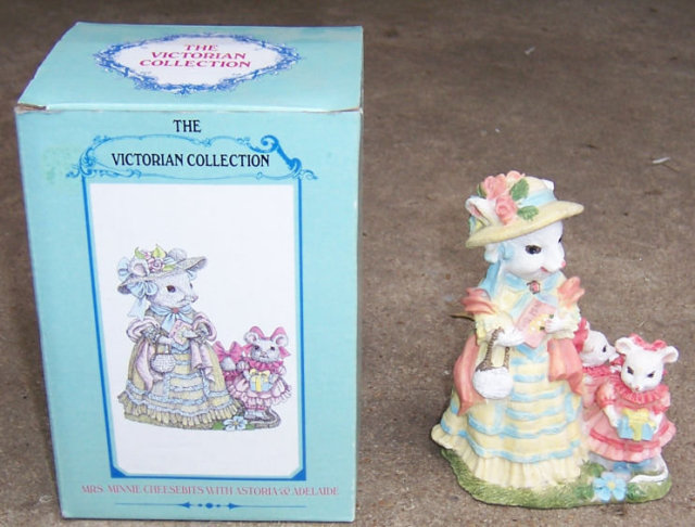 Mrs. Minnie Cheesebits Victoiran Collection 1995