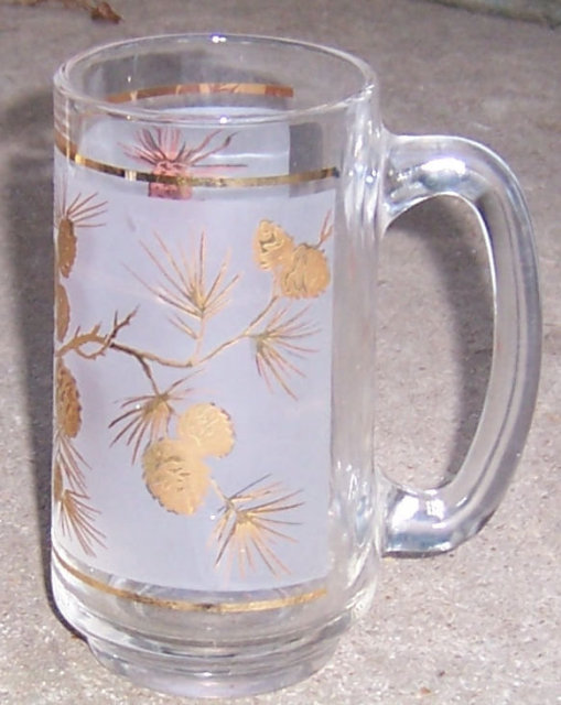 Vintage Gold Pine Cone Libbey Glass Beer Mug