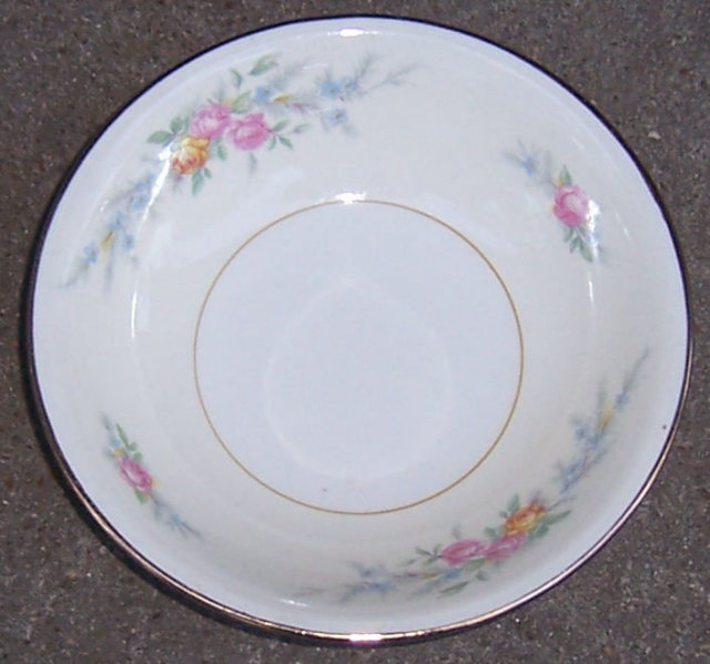 Vintage Homer Laughlin Pottery Ferndale Berry Bowl