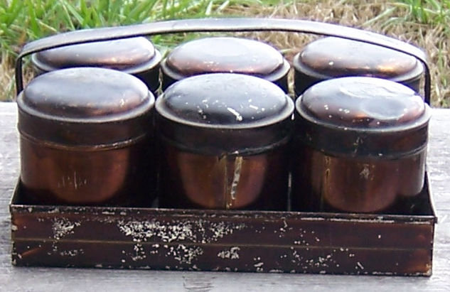 Metal Spice Carrying Caddy and Six Canisters with Lids