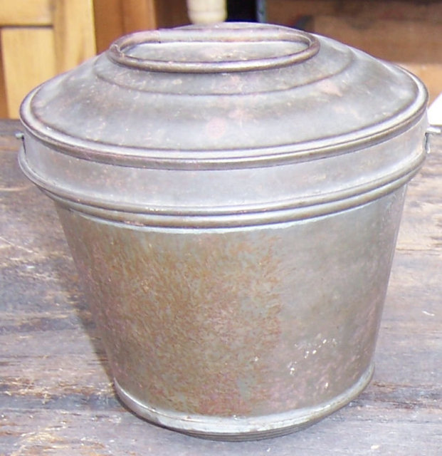Antique Round Pudding Mold With Lid and Handle