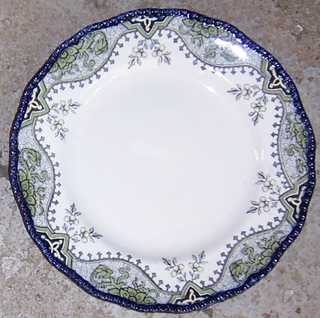 Vintage Royal Doulton China Alma Dinner Plate