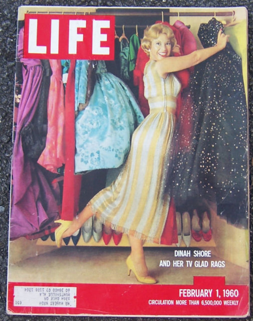 Life Magazine February 1, 1960 Dinah Shore on cover