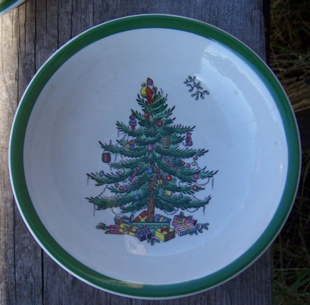 Vintage Spode England Christmas Tree Flat Soup Bowl