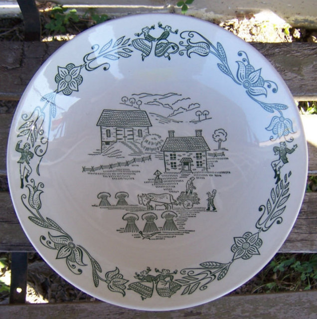 Vintage Royal China Buck's County Large Serving Bowl