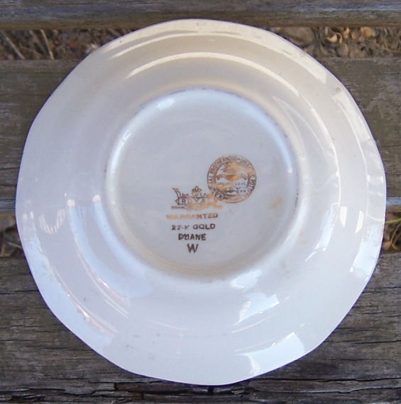 Vintage Royal China Buck's County Green Berry Bowl