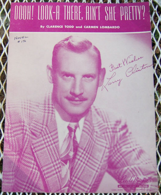 Oooh! Look a There, Ain't She Pretty 1933 Larry Clinton