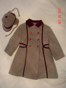 Vintage Ellerie Child's Size 5 Gray Wool Coat & Cap