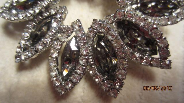 WEISS Vintage Smoky Topaz Rhinestone Flower Brooch