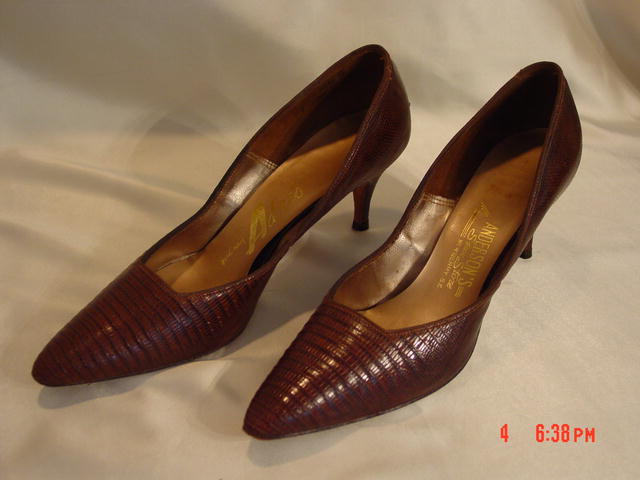 Vintage Brown Reptile Lizard Alligator Stiletto High Heel Shoes Size 7AAA