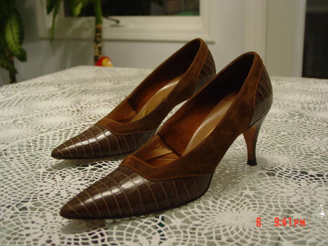 Gorgeous Chocolate Reptile Lizard Alligator & Brown Suede Adore Shoes Size 7AA