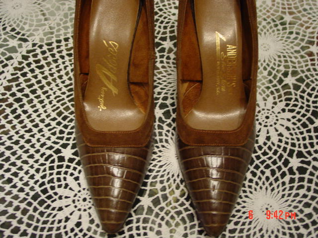 Gorgeous Chocolate Reptile Lizard Alligator & Brown Suede Adore Shoes Size 7AA
