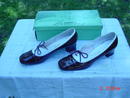 Vintage Chocolate Patent Leather & White Leather Paradise Kitten Shoes Size 10AA