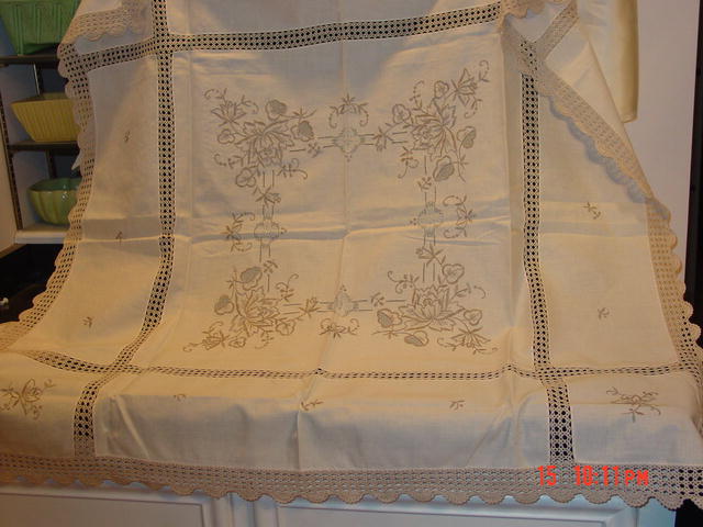 Swiss Handmade Pale Mocha Brode' Main Linen & Crochet Tea Tablecloth & 6 Napkins Set