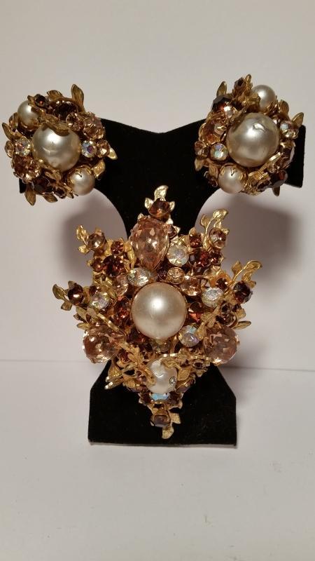 Robert DeMario Baroque Pearl & Rhinestone Brooch & Clip Earrings