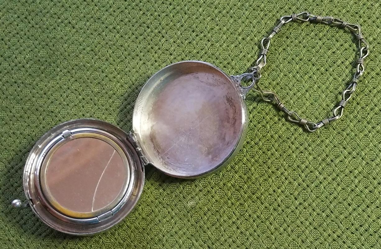 Antique Necessaire Compact Bracelet with Feather Bird on Lid