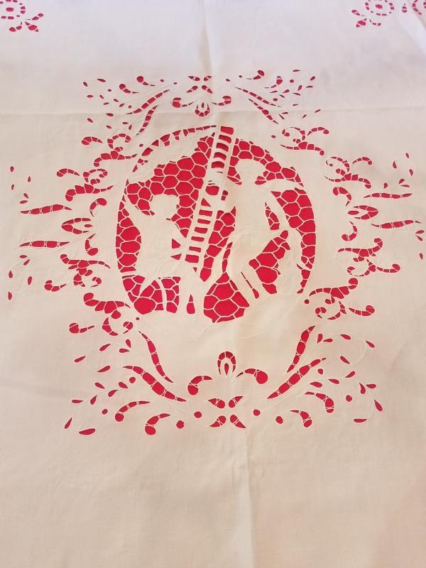 Beautiful Off-White Linen Bedspread With Detailed Cutout Lace Work