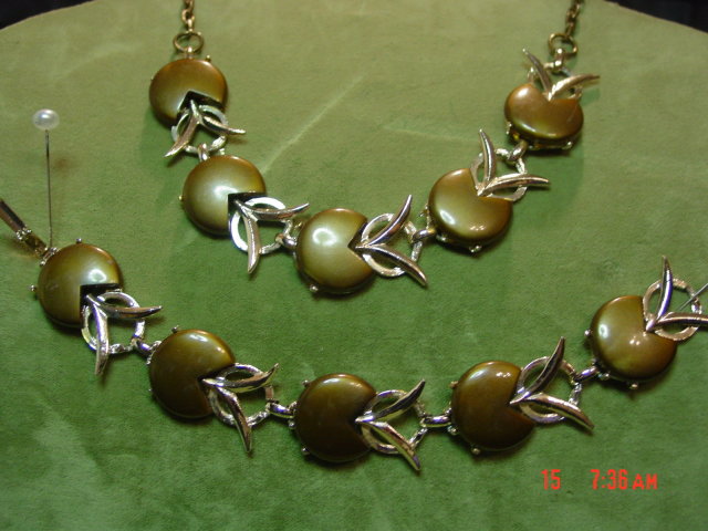 Chocolate Brown Thermoset Lucite Moonglow Choker Necklace & Bracelet