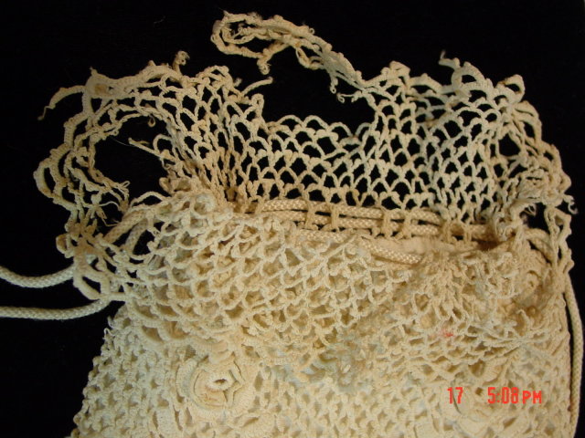Antique Victorian Ivory Cotton Crocheted Drawstring Purse
