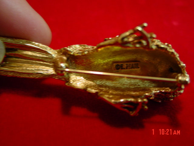 Erwin Pearl Gold Classic Bird Pin Brooch