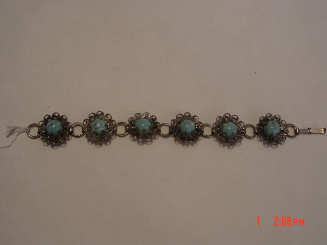 Vintage Silvertone Filigree Flower Bracelet with Pale Turquoise Colored Beads