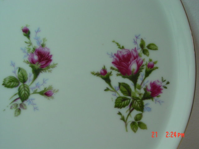 Lefton Moss Rose Round Dresser Tray or Cake Plate