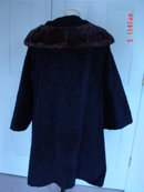 Vintage Ladies Black Boucle Wool Swing Coat Mink Collar
