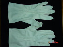 Vintage White Cotton Ladies Gloves